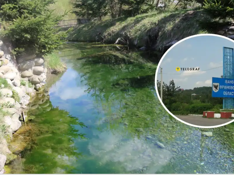 Дивні кольори водойм на Франківщині: зелена вода у Коломиї, червона – у Вовчинці