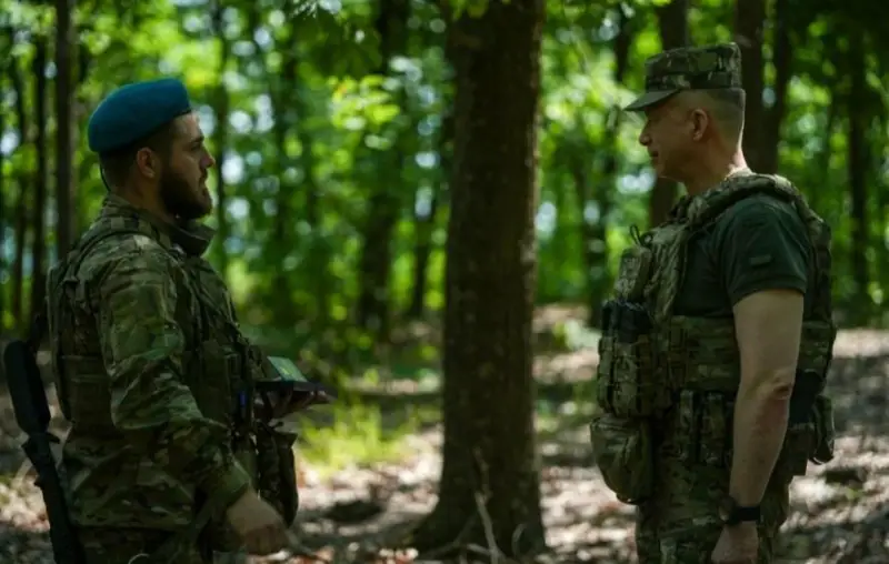 Офіцер із Прикарпаття ціною життя врятував побратимів та отримав «Хрест хоробрих»